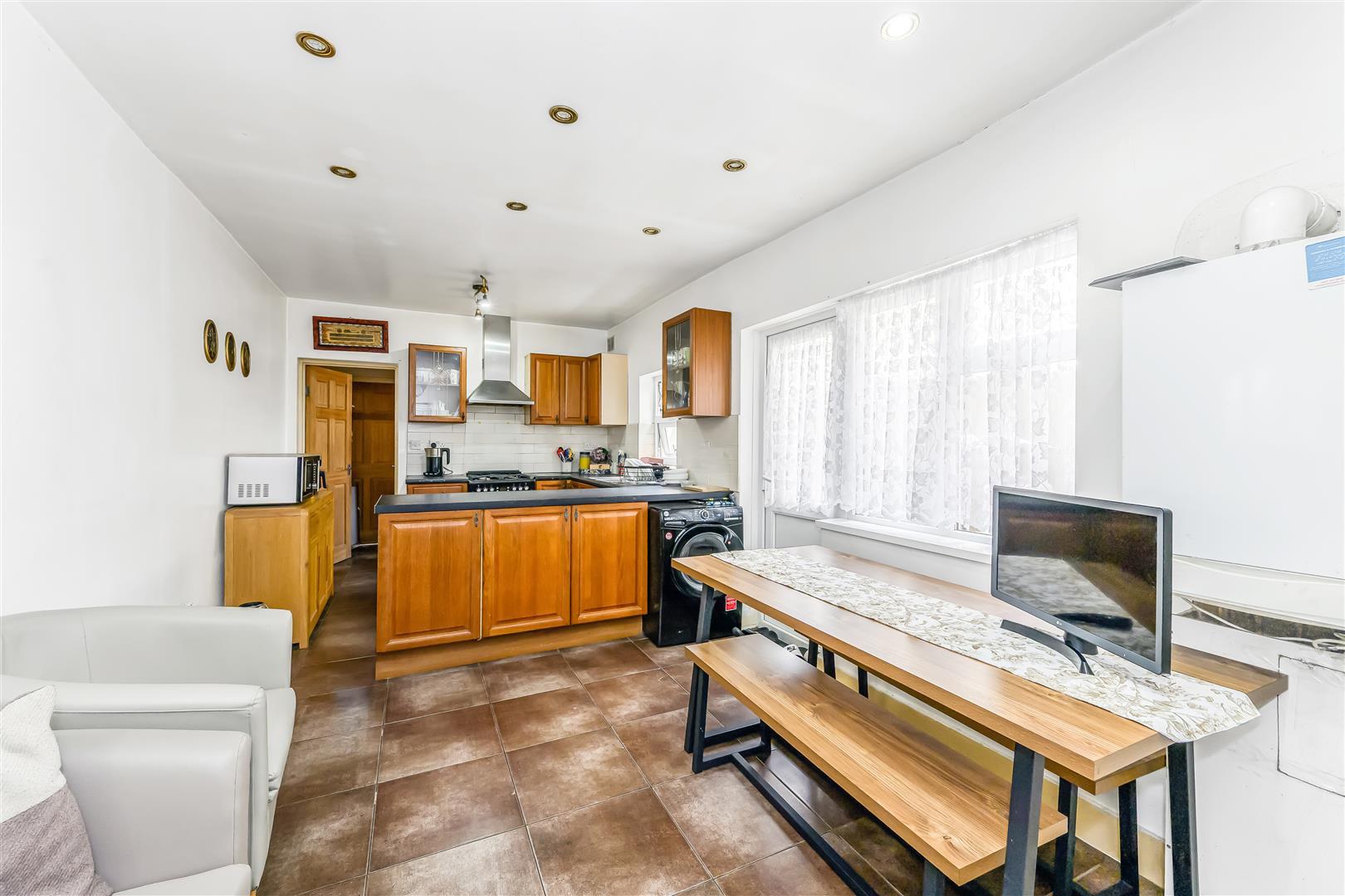 Property Image d18a7679-296c-43b3-870a-f255bc9f1ef6