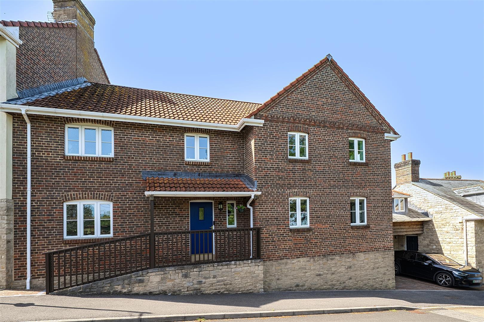 Property Image d1ab9801-7c0c-42e4-beb2-ad4100090f6d