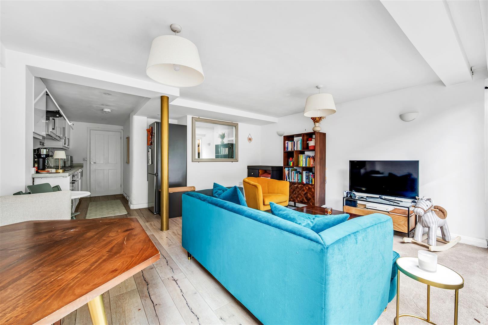 Property Image d1c3f3a0-6768-4677-81f9-351235efb017