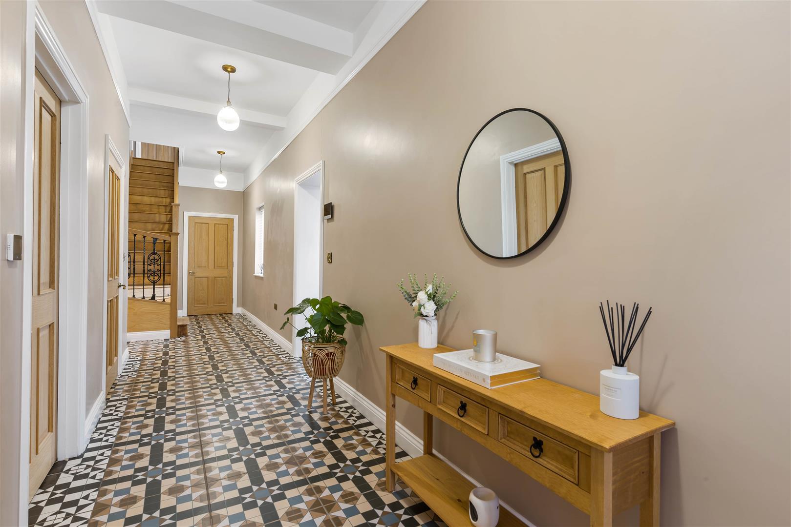 Property Image d1d968e3-cb59-42fc-a6d0-e27e8089220a