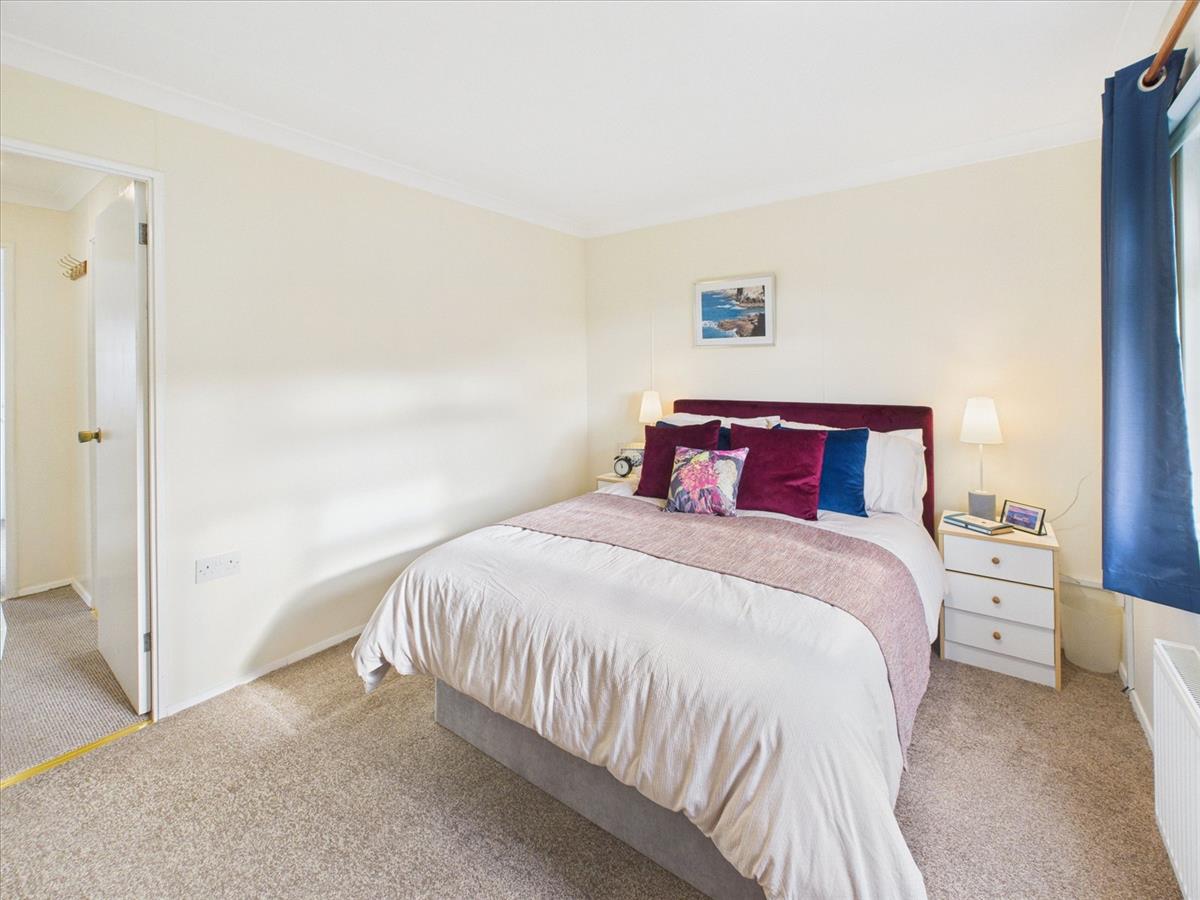 Property Image d1ef13b9-9a42-4634-8b81-474ab96a45c8