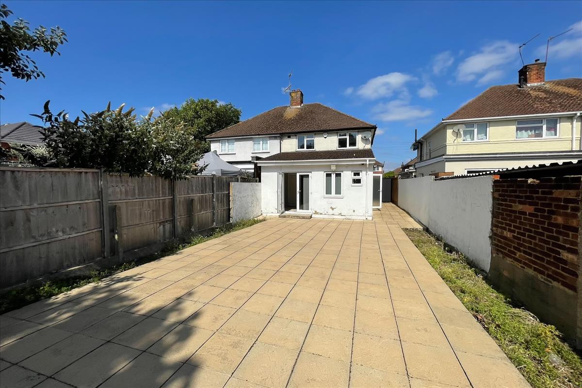 Property Image d2091b13-5878-49e3-a065-10e27d36673b
