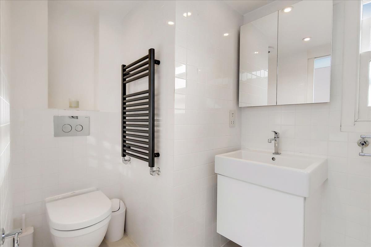 17_Ensuite 2-0