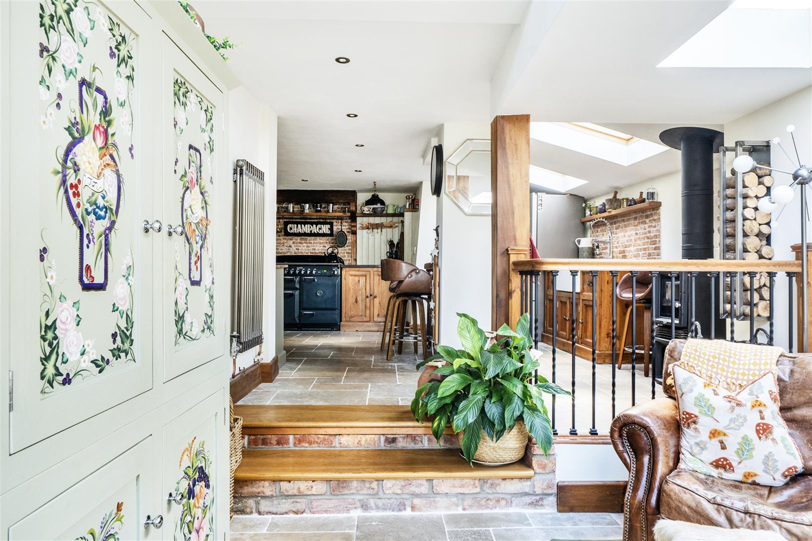Property Image d224c870-6940-4f03-b287-7b34eb0b8ee5
