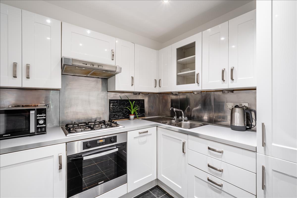 Property Image d231b24d-6470-46ad-bbe1-91948c3a204f