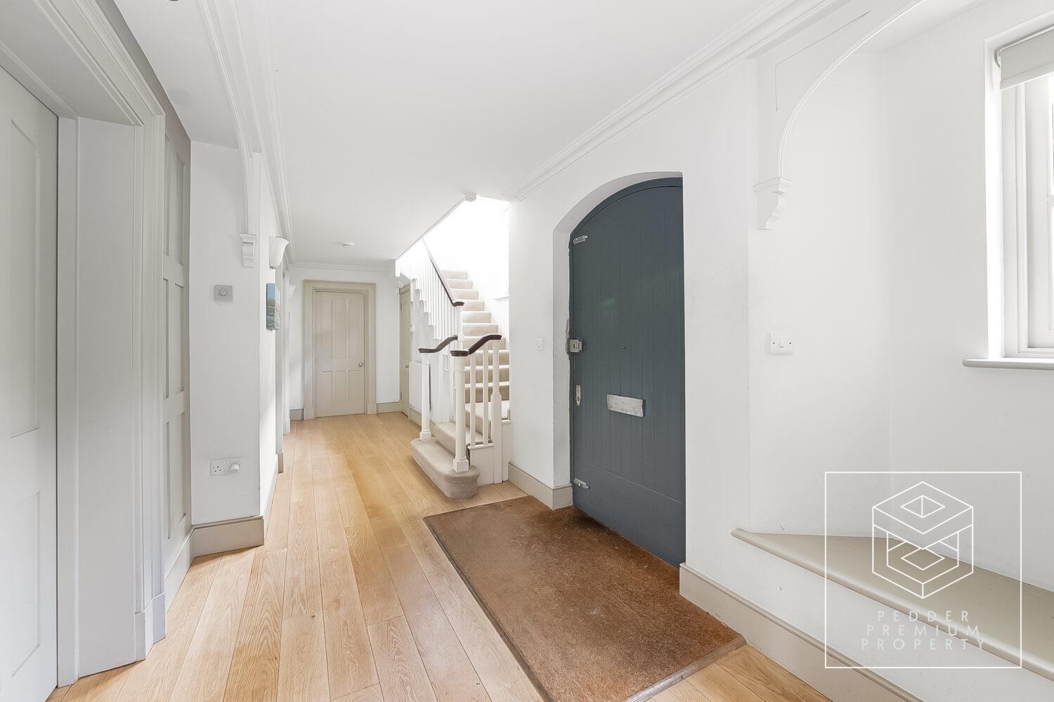 Property Image d240d0f6-c131-41fa-8208-b7557a098fde