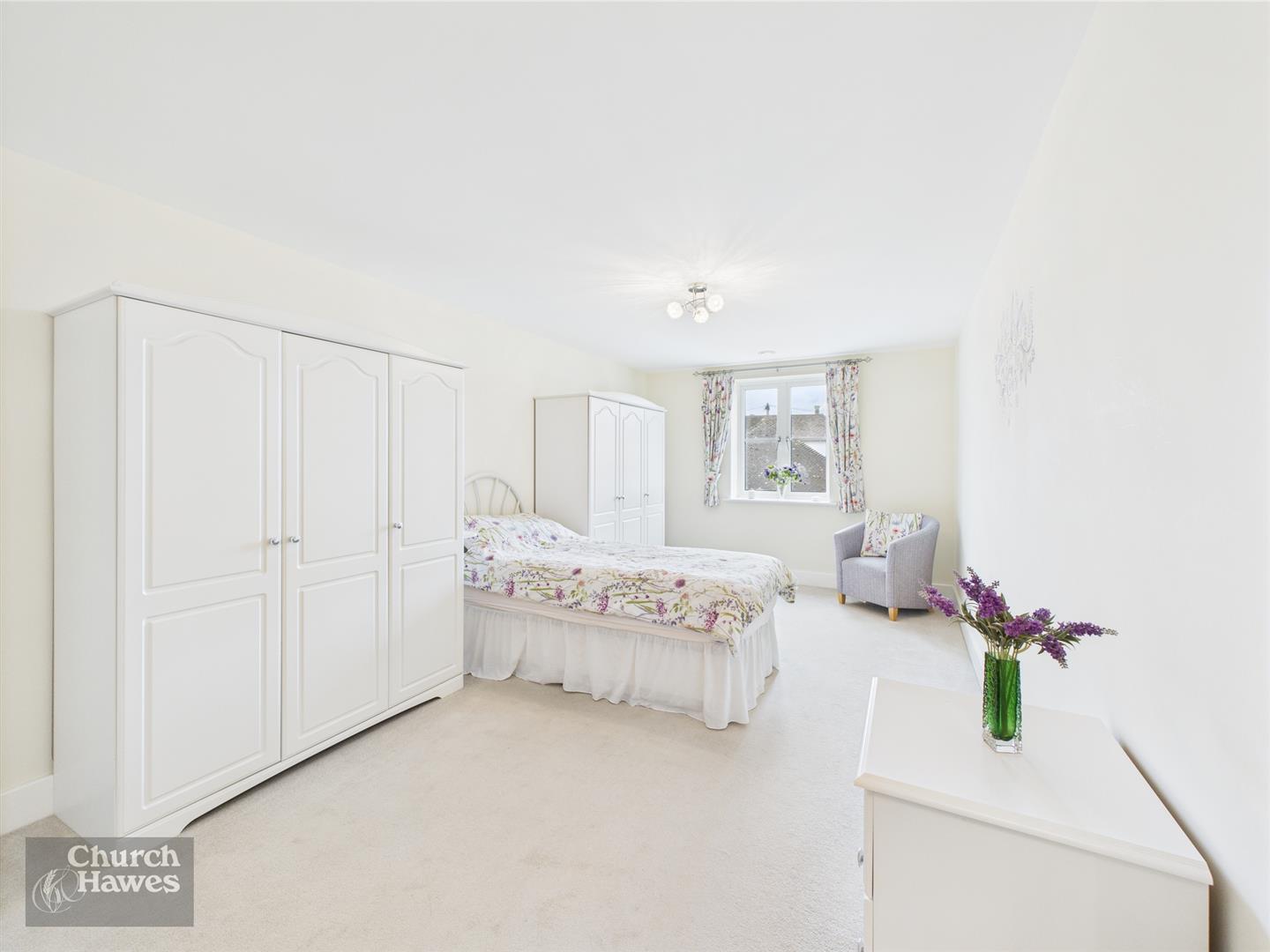 Property Image d242226f-6f58-4bdd-aa44-3dfc1ba5602e