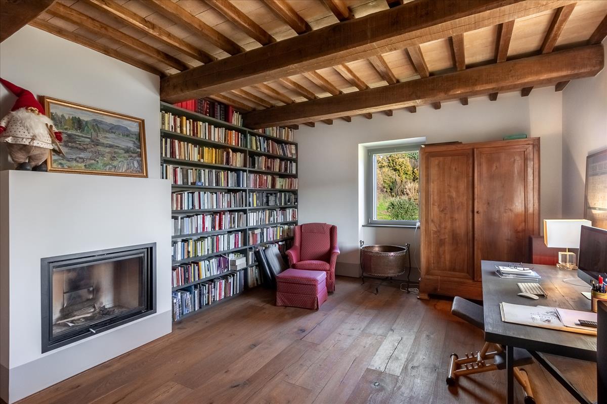 Property Image d2470353-154f-465f-8774-75582accc958