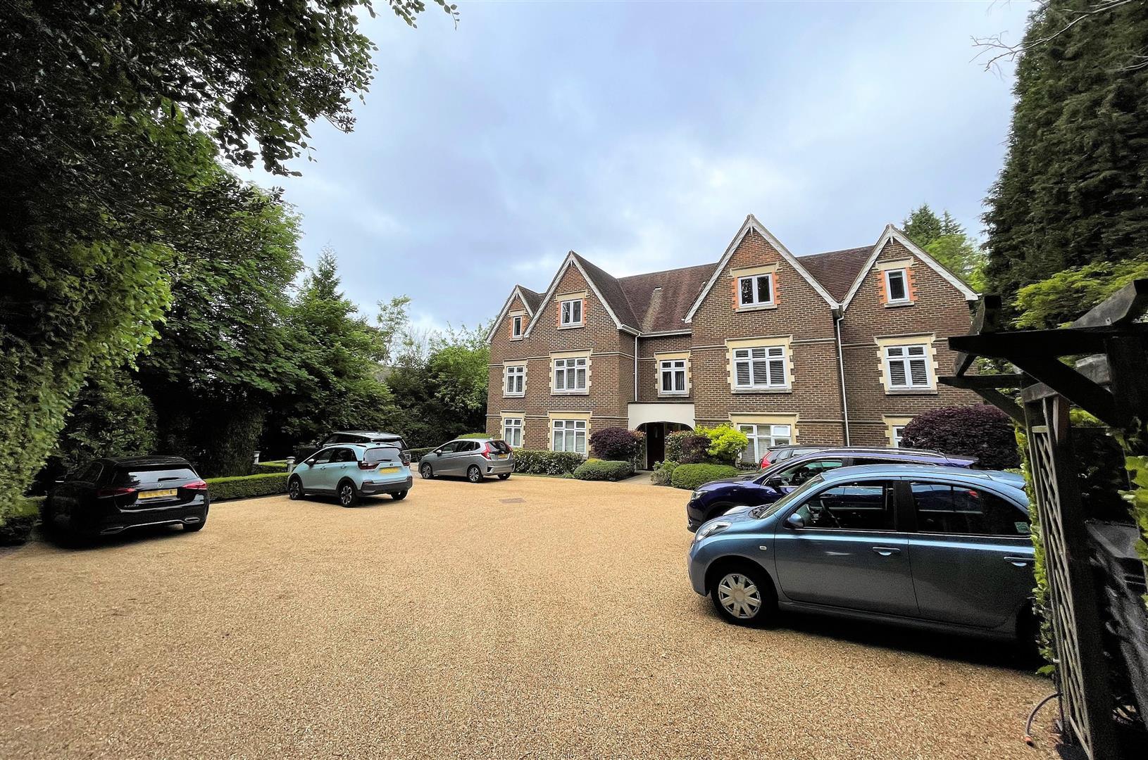Property Image d247450c-e6f9-4e73-abac-8130032c083a