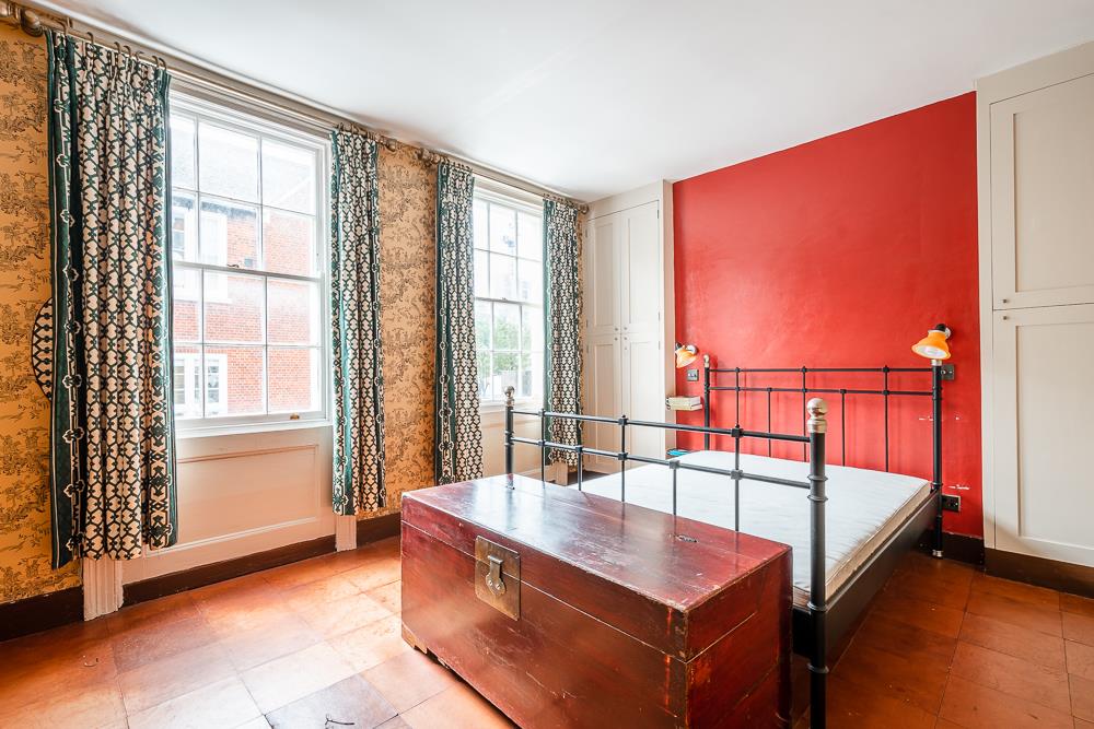 Property Image d257e824-2855-48b2-80ee-2533837d49a6
