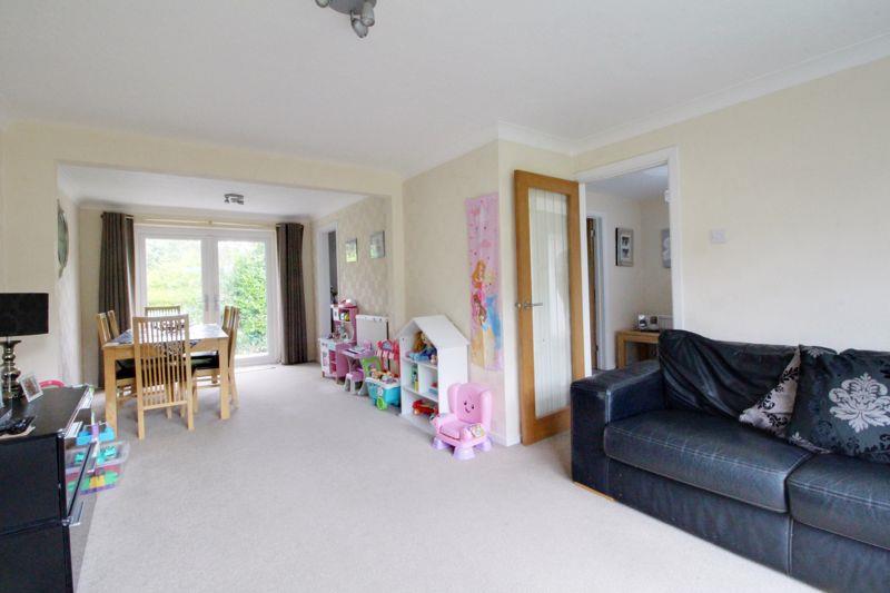 Property Image d26524a2-ef2b-4b4a-ae51-52664ac186ff