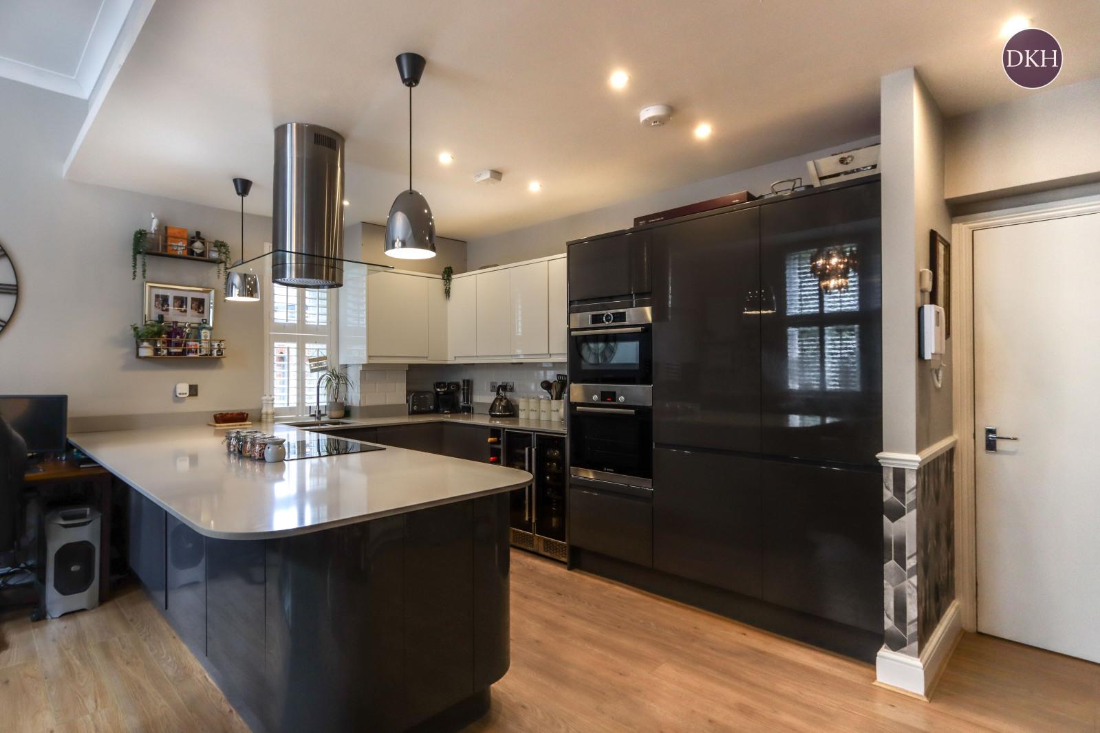 Property Image d2654f66-37dd-4939-a27e-7814eaadc73a