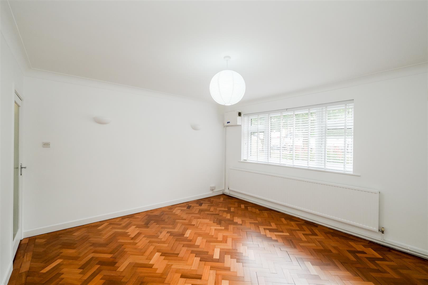 Property Image d26e4eba-e89b-4058-9d0d-7f44c8d8b065