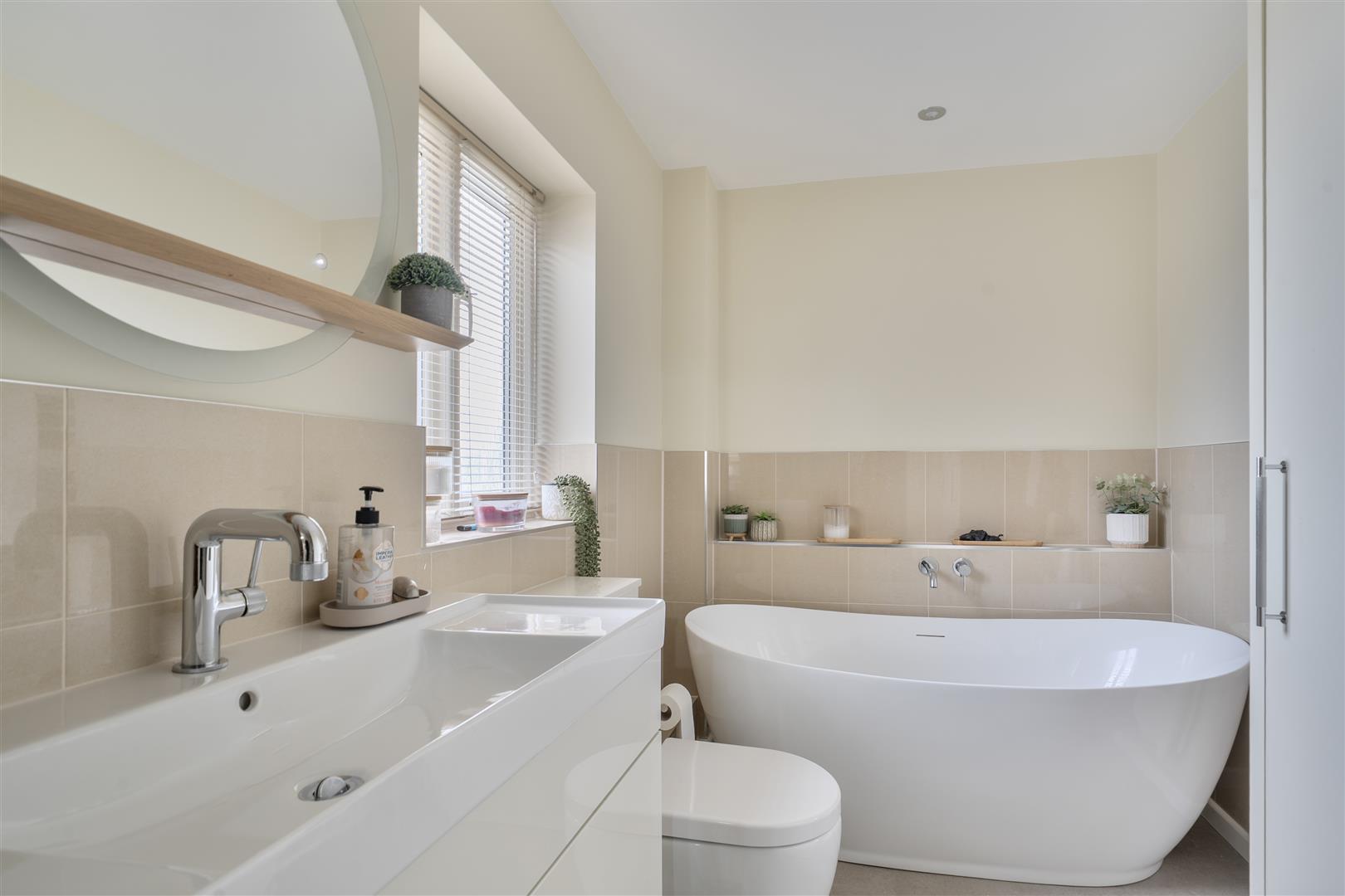 Property Image d27a6ca8-441e-44dc-b7b4-9287b092f886