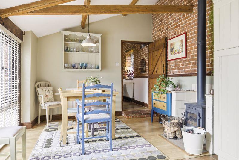 Property Image d27aafca-e3b8-47f4-be8c-e71f45adaed9