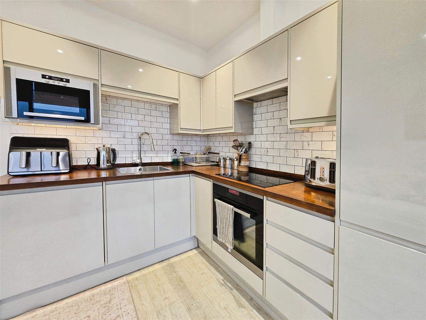 Property Image d27ce3a3-3585-4042-a81e-6dbcf8258731