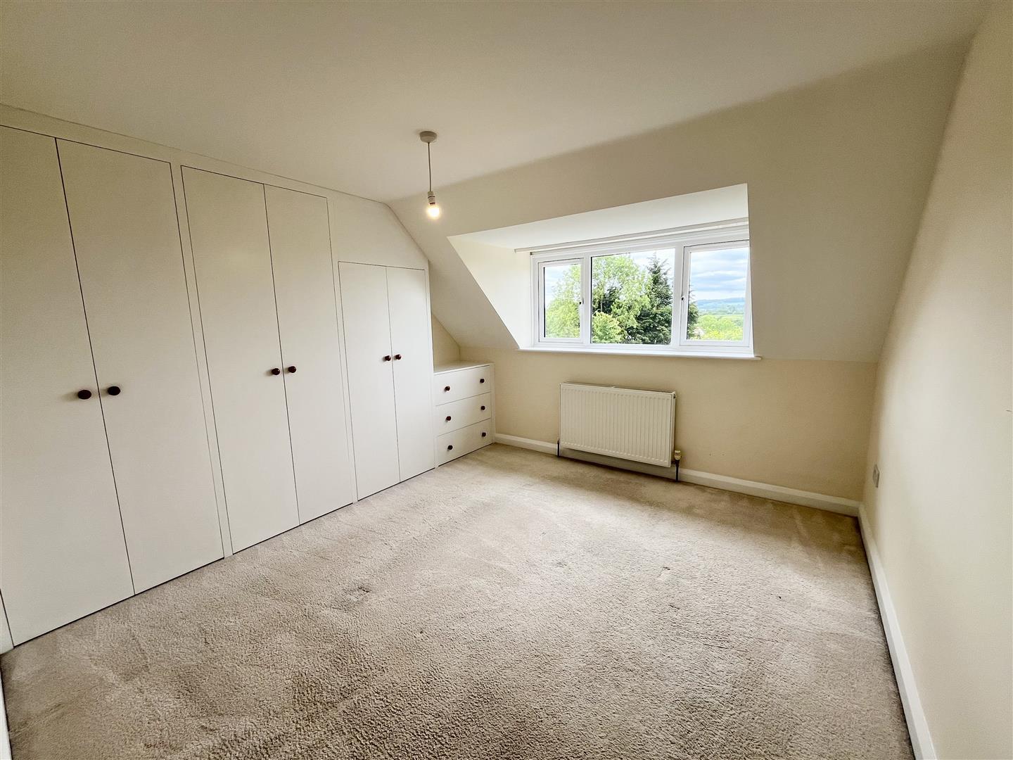 Property Image d29387a8-e2e2-4f8c-91fb-1892130194b1