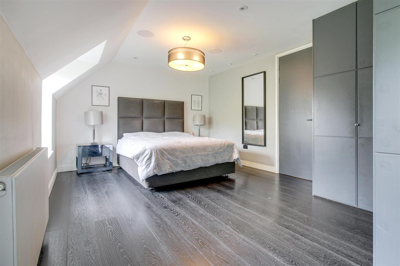 Property Image d2addb4b-7d32-44f7-9f9a-c7e65fcee6bf