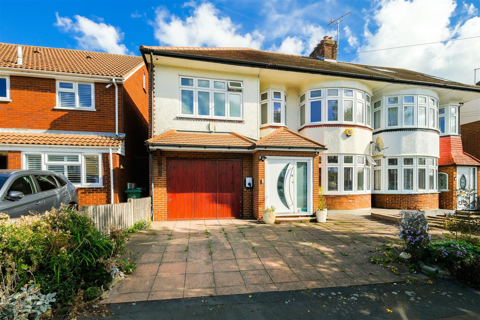 Property Image d2d54df8-c196-42a1-aeb1-645d5e5bfce3