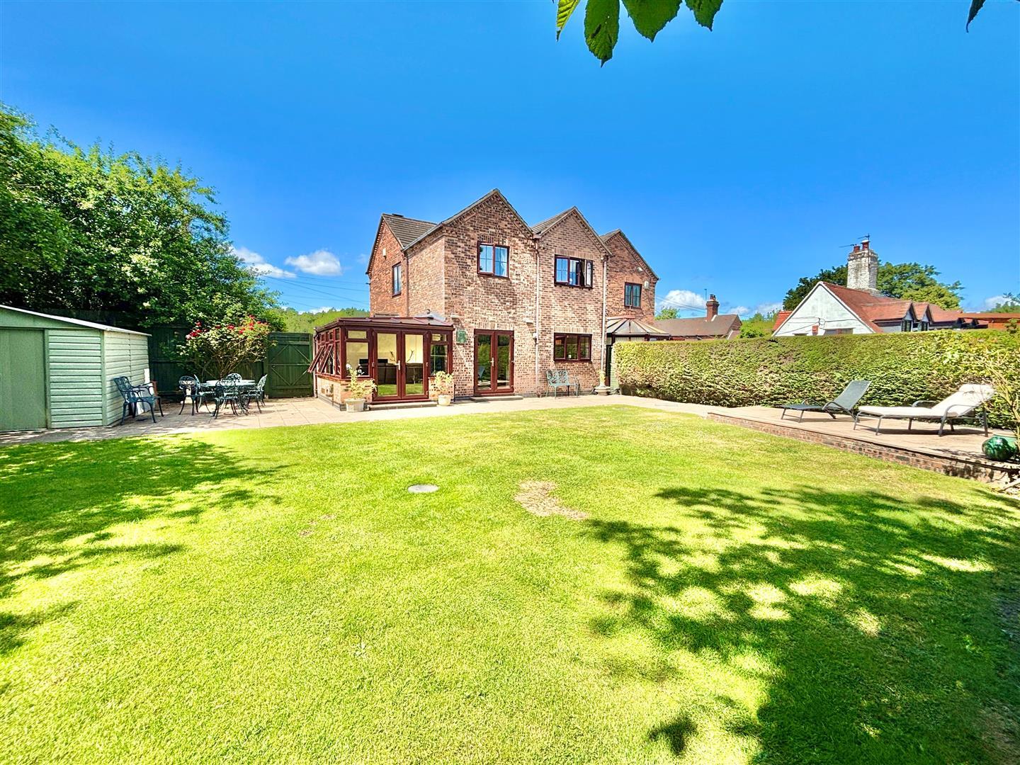 Property Image d2da2ec6-05bf-4616-87b9-ec0c39e18e07