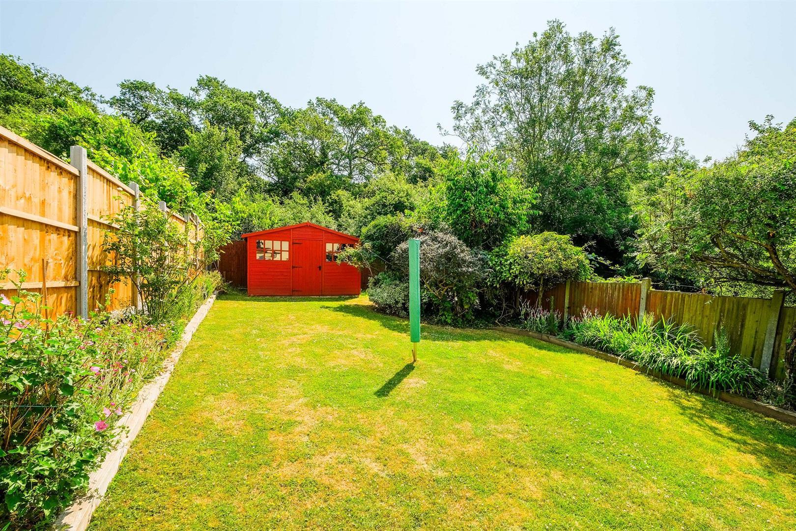Property Image d2de6b7f-1b53-4750-8021-752ffe036793