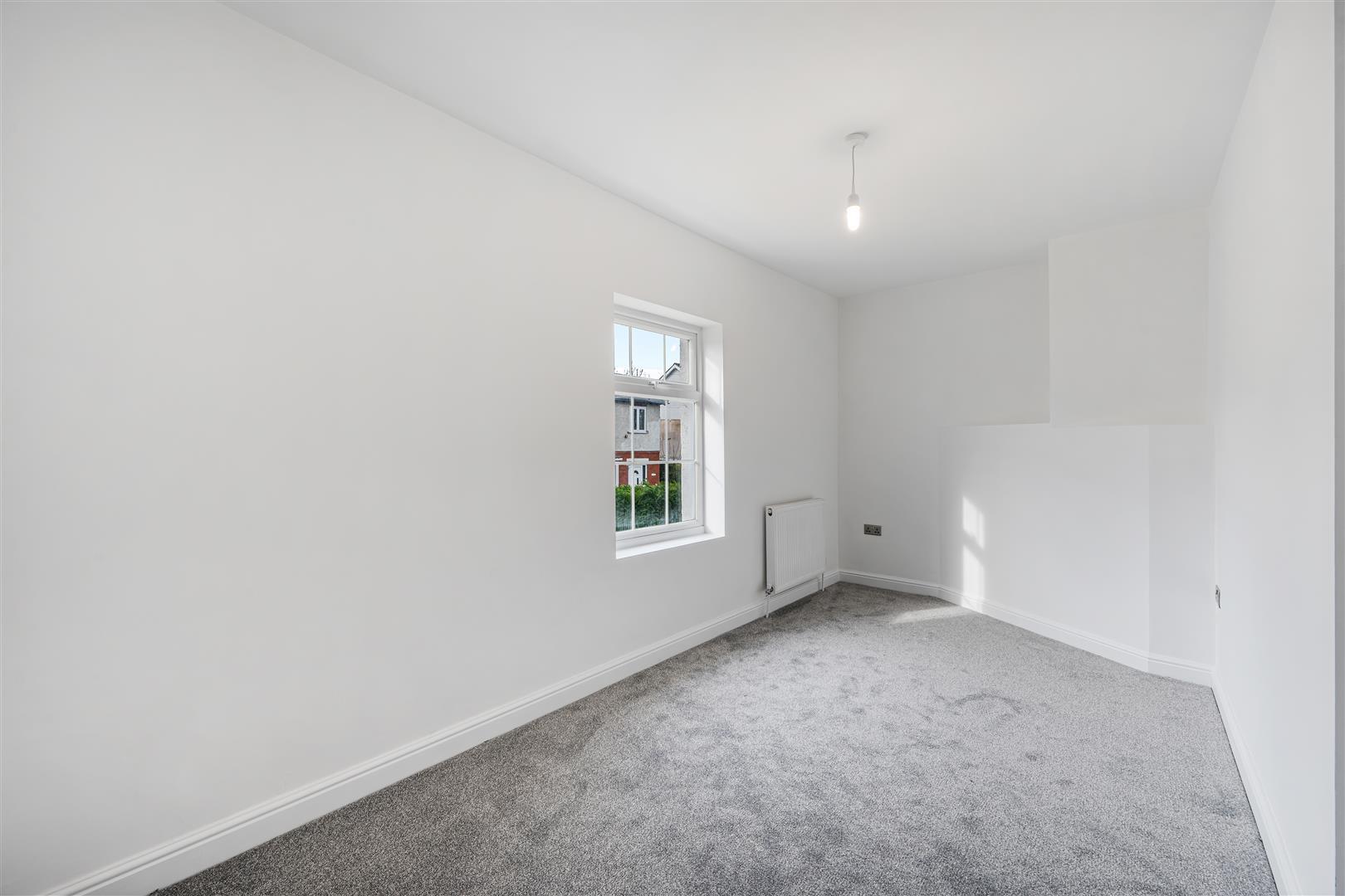 Property Image d2eff169-0475-43ea-8669-0e3be66dd0bb