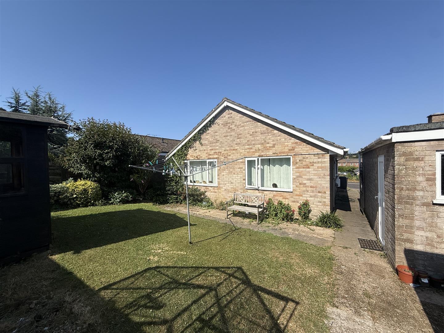 Property Image d302f411-a906-40c5-b4fa-4798cd303d41