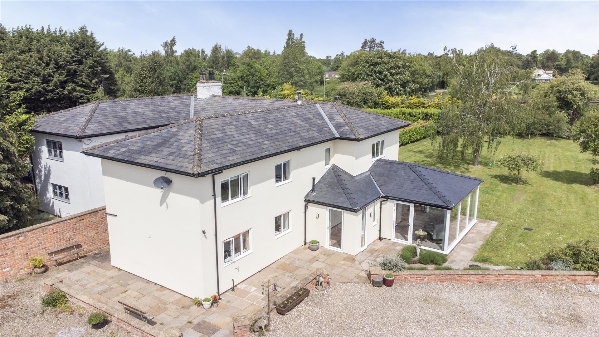 Property Image d31f1ce4-bb55-4639-afc1-a46e5899883e