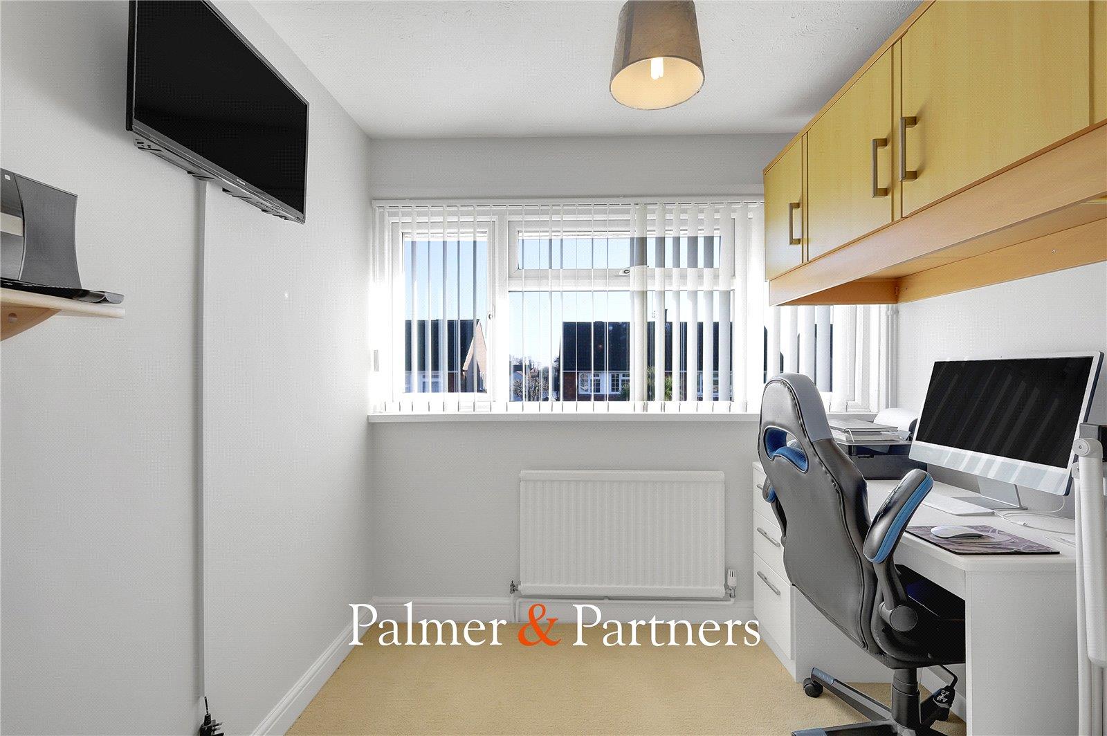 Property Image d325df75-e704-471f-8681-e267ba9e5c6c