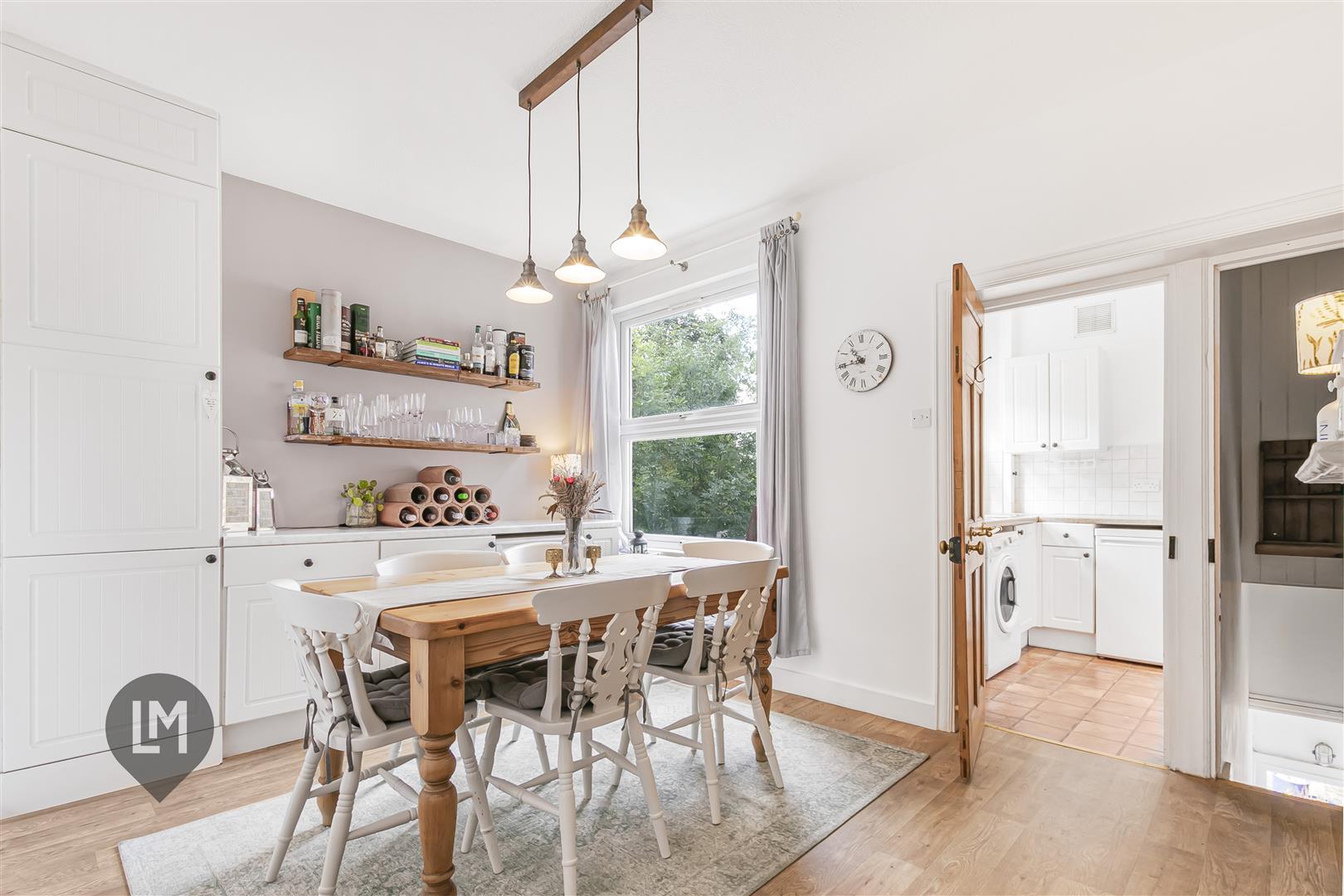 Property Image d33989b1-18e2-4c94-b4a2-7da9c58906a4