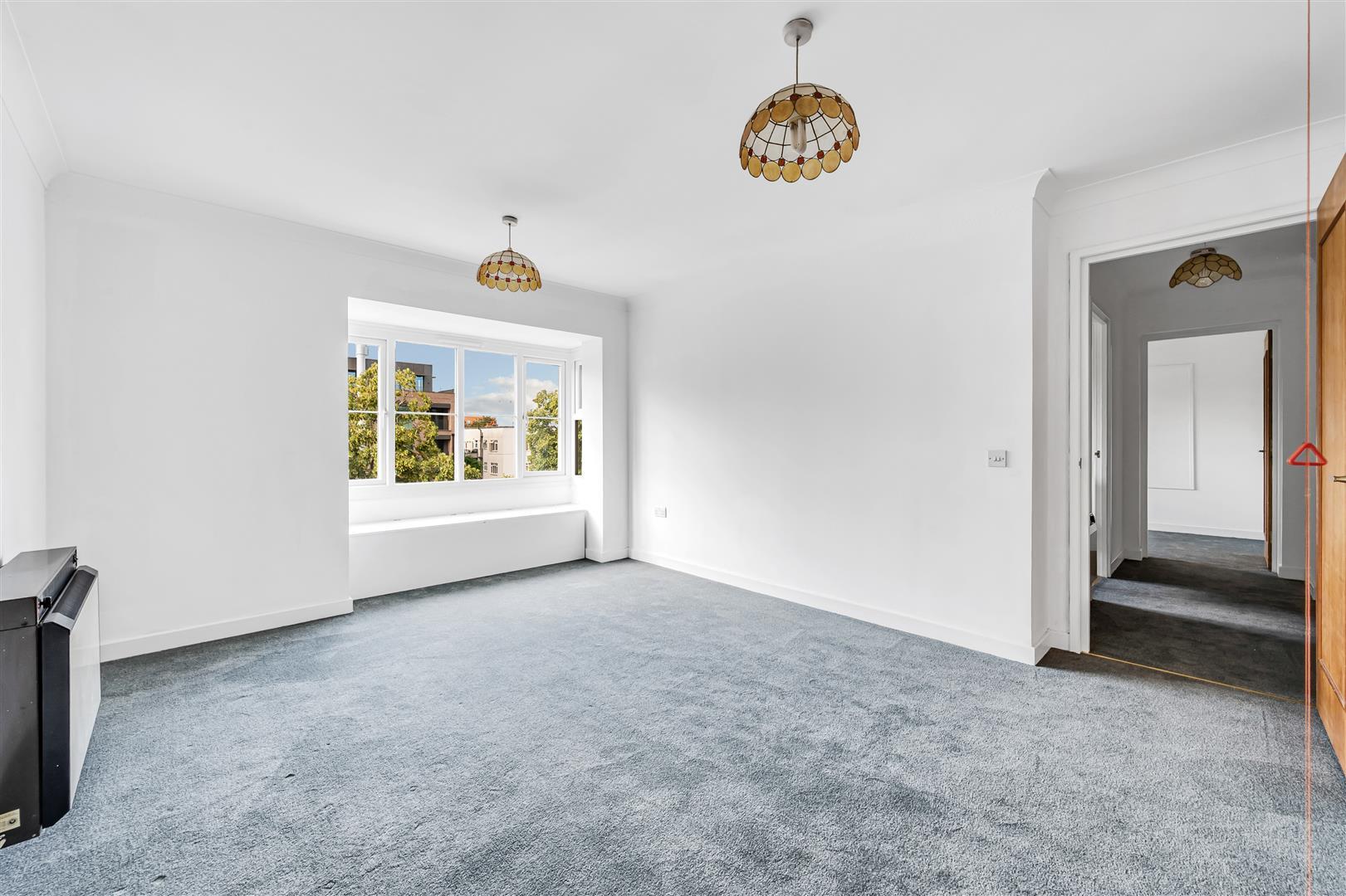 Property Image d339e142-b8bf-4ce2-b6a5-8b71382f0aba