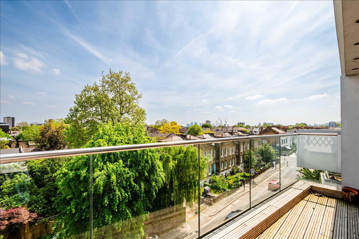 Property Image d33a6afe-3bf8-408b-bc12-8d325f938113