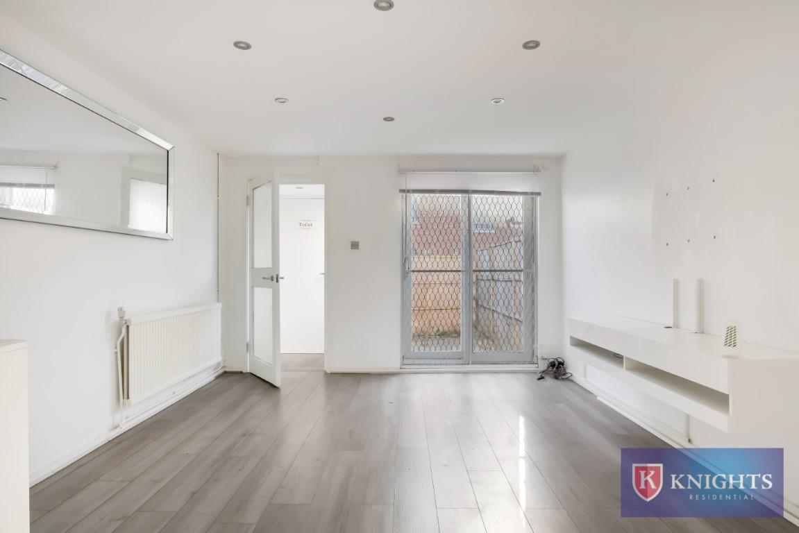 Property Image d33baf13-344e-4acf-8c9e-038eba0c662e