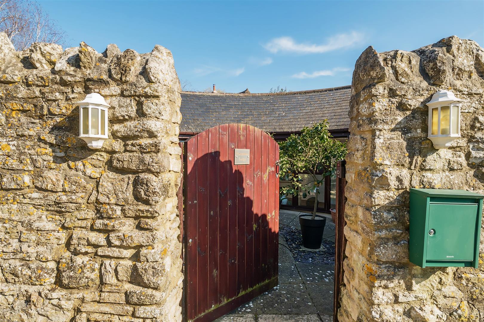 Property Image d341c926-905f-46b9-b60c-f93f73a2e52b
