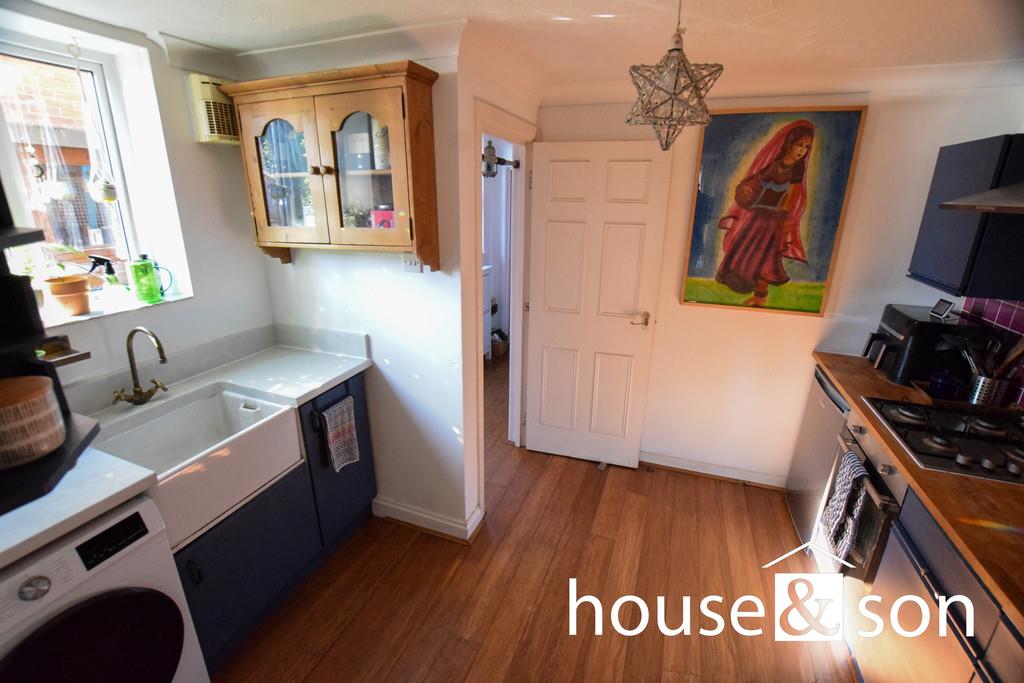 Property Image d35a23f9-10bb-4c24-b63d-8d3e165abb4d