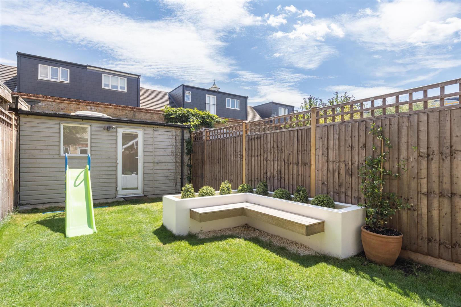 Property Image d35ba4df-1da1-44e0-9edf-d67c14af2c08