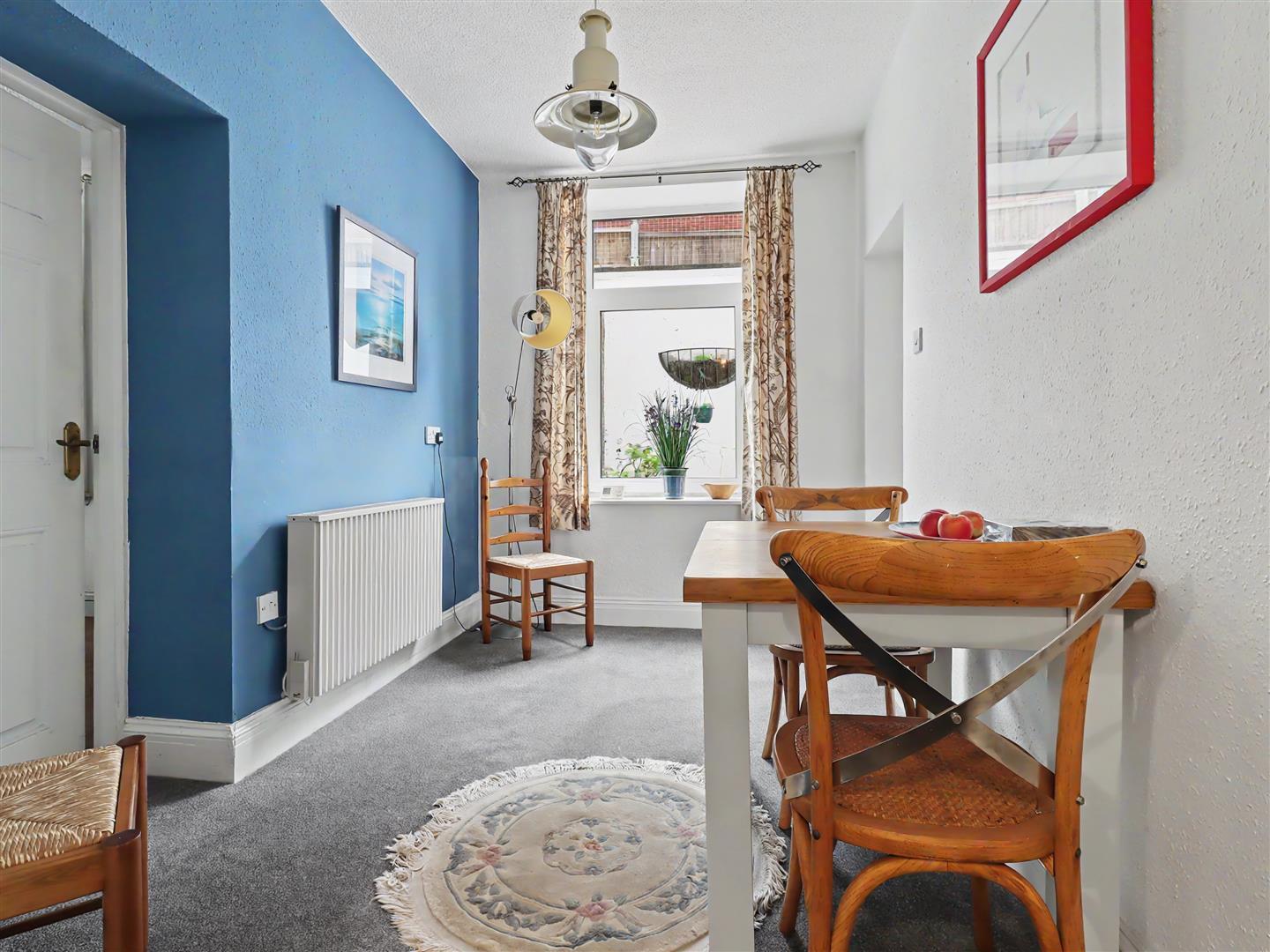 Property Image d35c3fd2-8974-4cb0-9061-d642e73dcbc3