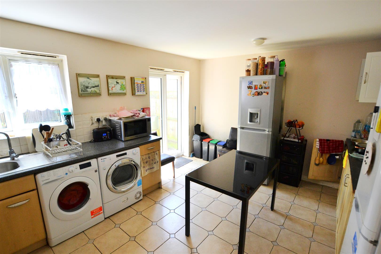 Property Image d36253bc-f7db-480b-9135-9112d4f9519d