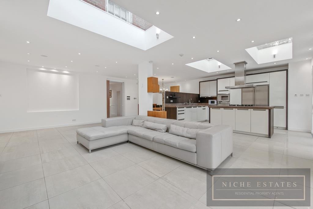 Property Image d36975ef-06b0-4a3d-955f-f7e2c961f55e