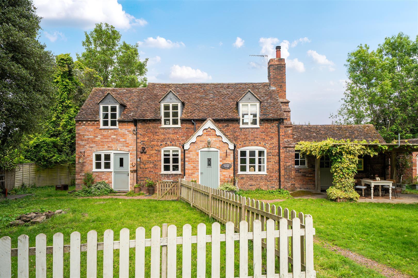 Property Image d36b4261-0ad8-48c1-bc6a-b1cc91efa75a