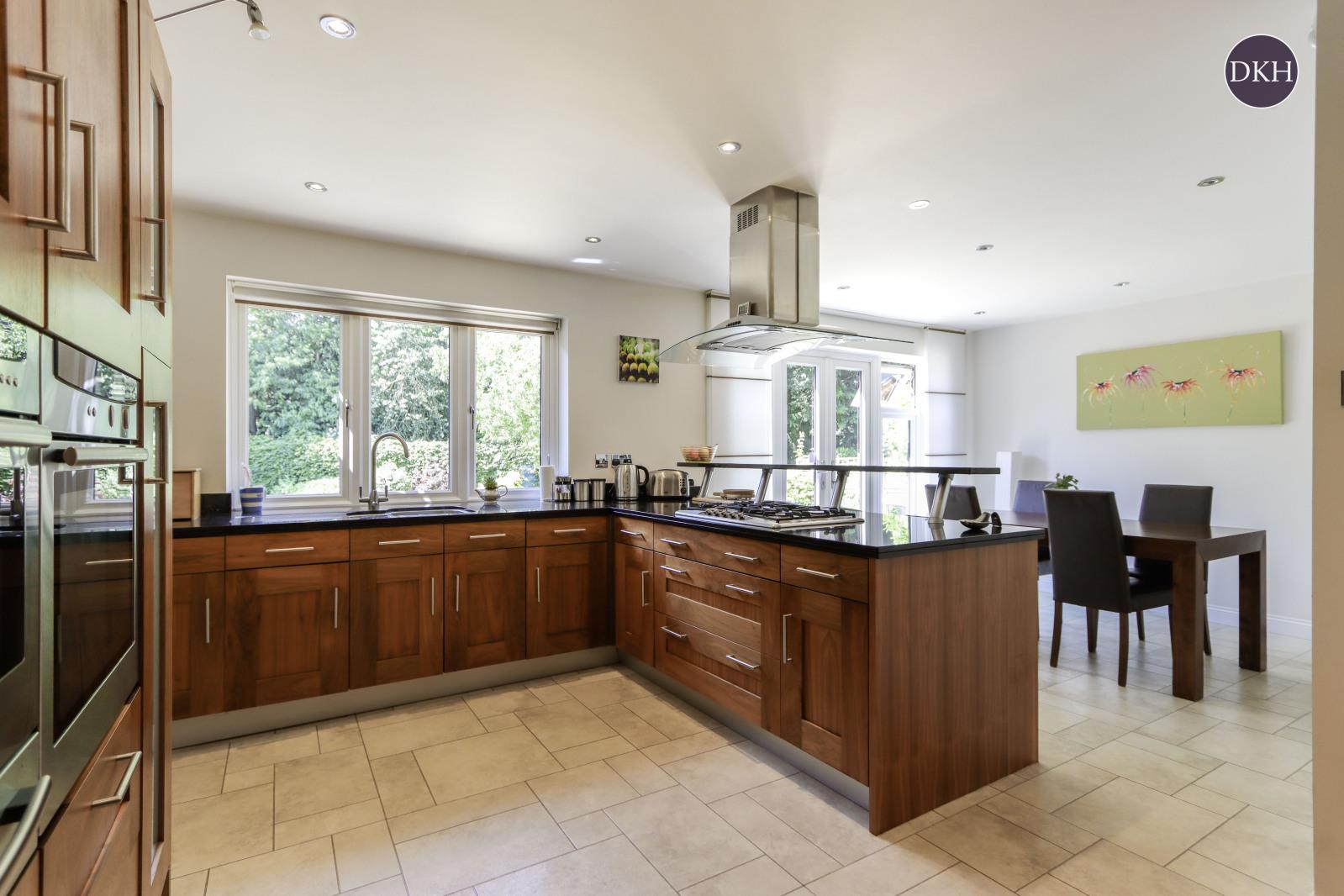 Property Image d36b6e2a-d500-4d04-8a54-f03edbbdc16f