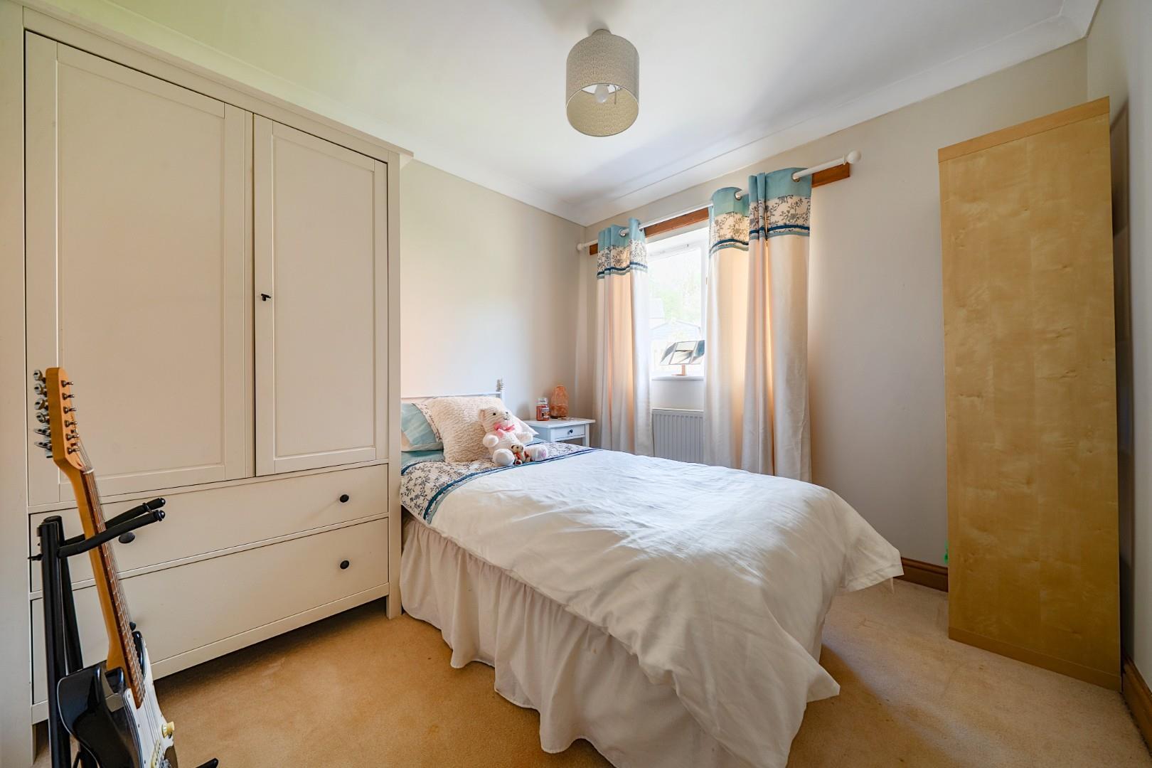 Property Image d3915a6d-cd8e-41b7-974e-a0d8885674a7