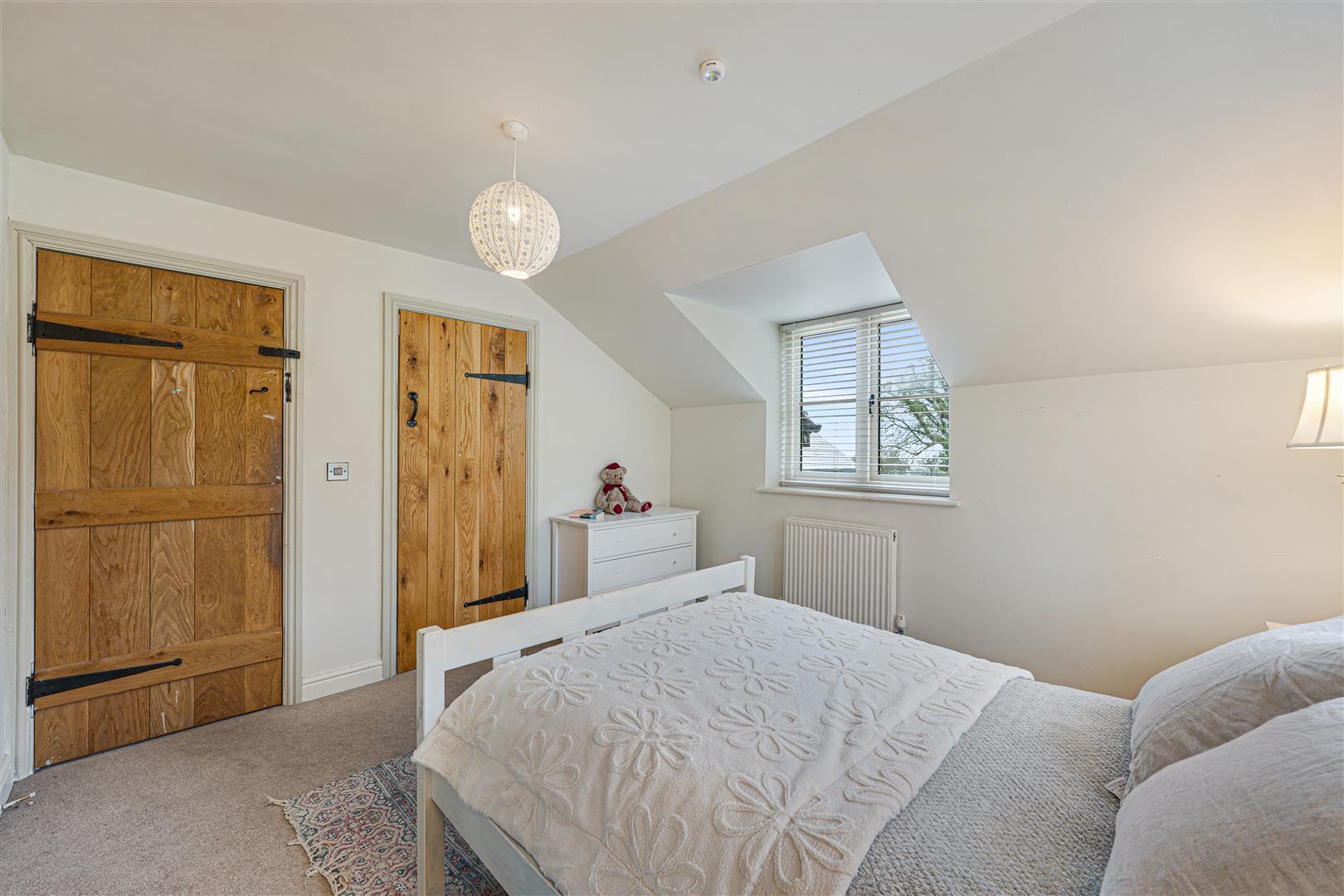 Property Image d39bef76-8256-4e75-bad4-644d2583d1a1