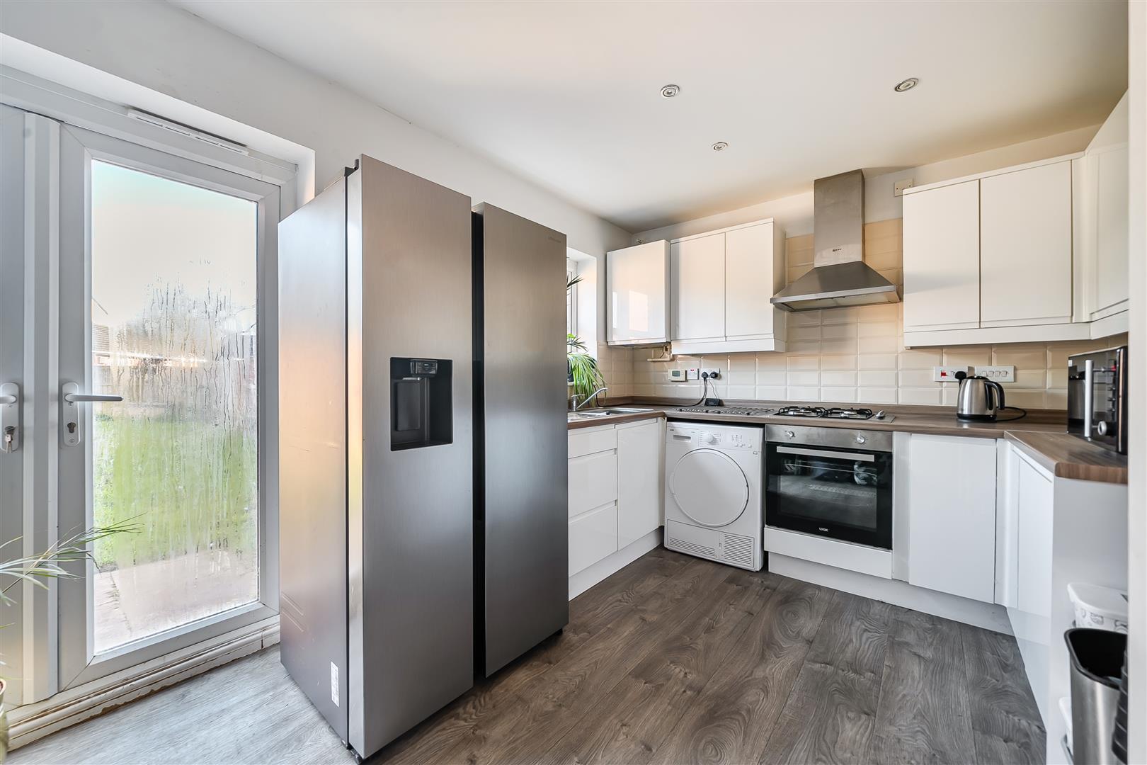 Property Image d3b86045-180a-4b3d-be6d-41005585b376