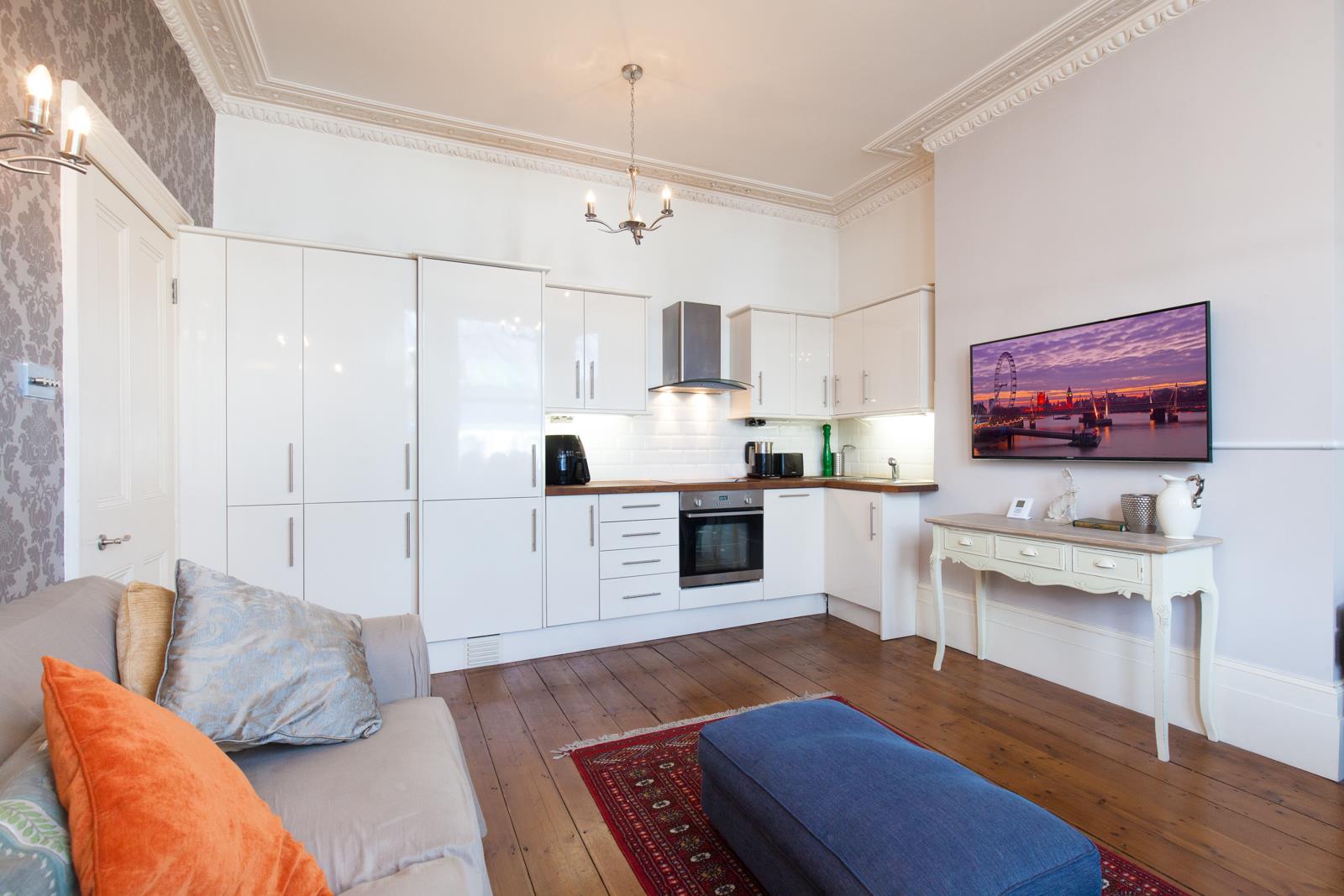 Property Image d3c3e00c-d20a-410b-b8ed-860d7cf86876