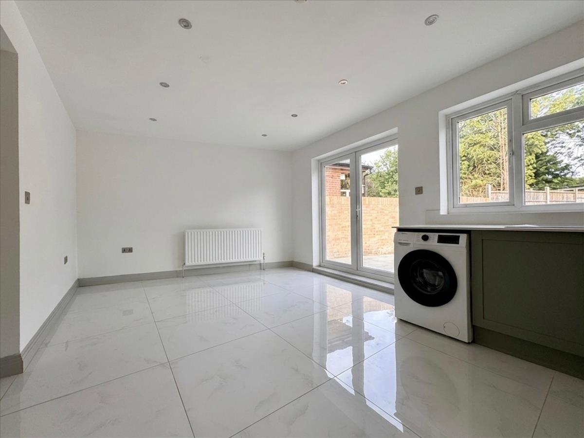 Property Image d3d81722-552d-4b1e-bb92-a251c7b2f858