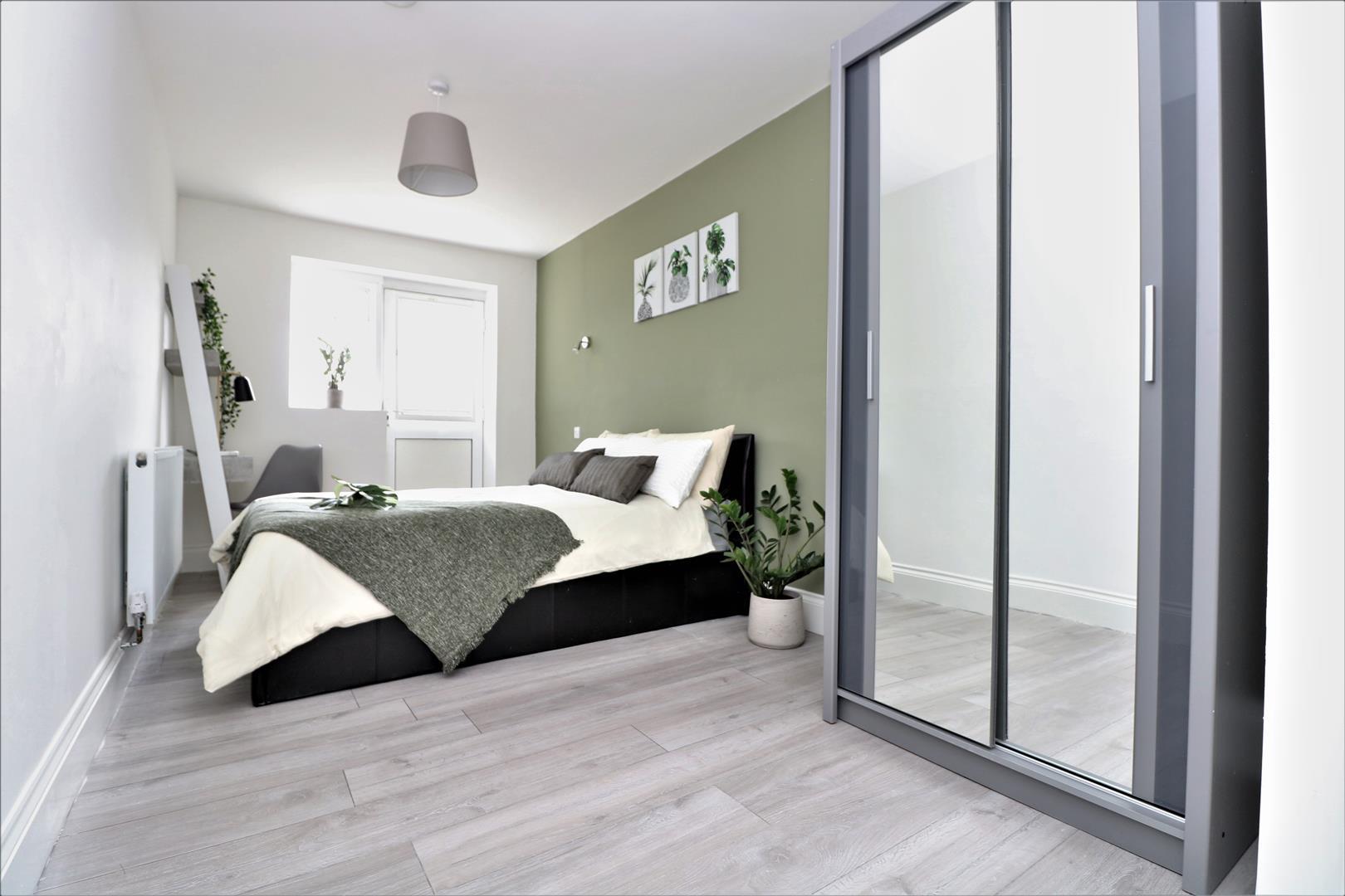 Property Image d3de5f59-7f80-489f-a010-eee0fb73c0ae