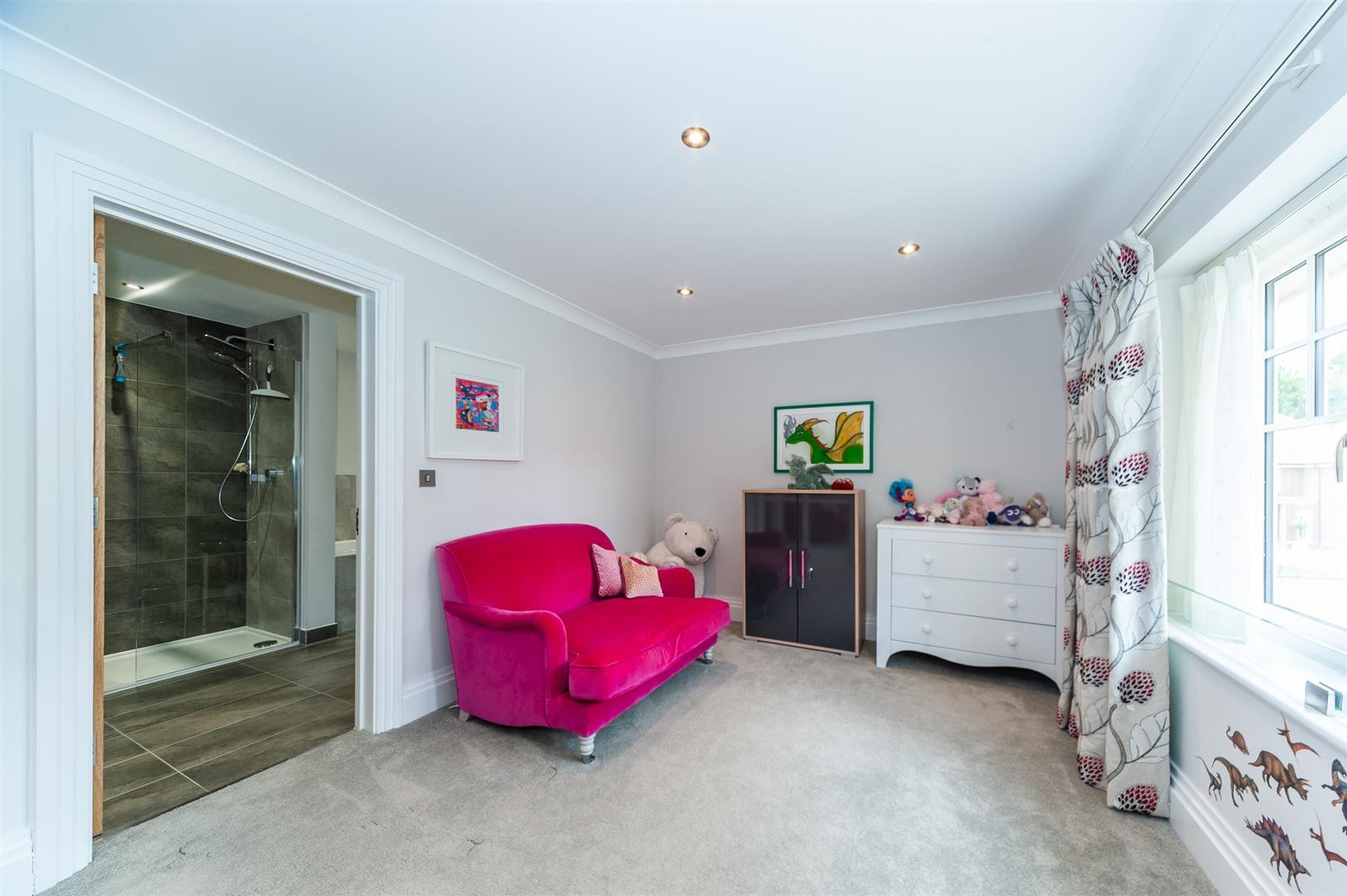 Property Image d3faabf7-96a6-4e31-938c-11b46033c370