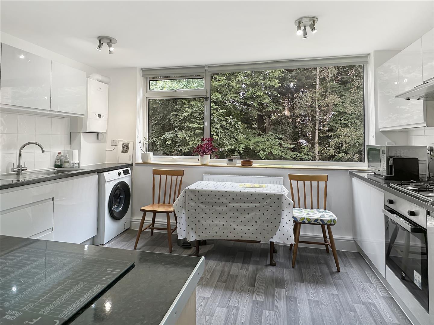 Property Image d400eaaf-b791-4445-b1de-c28ec75e211b