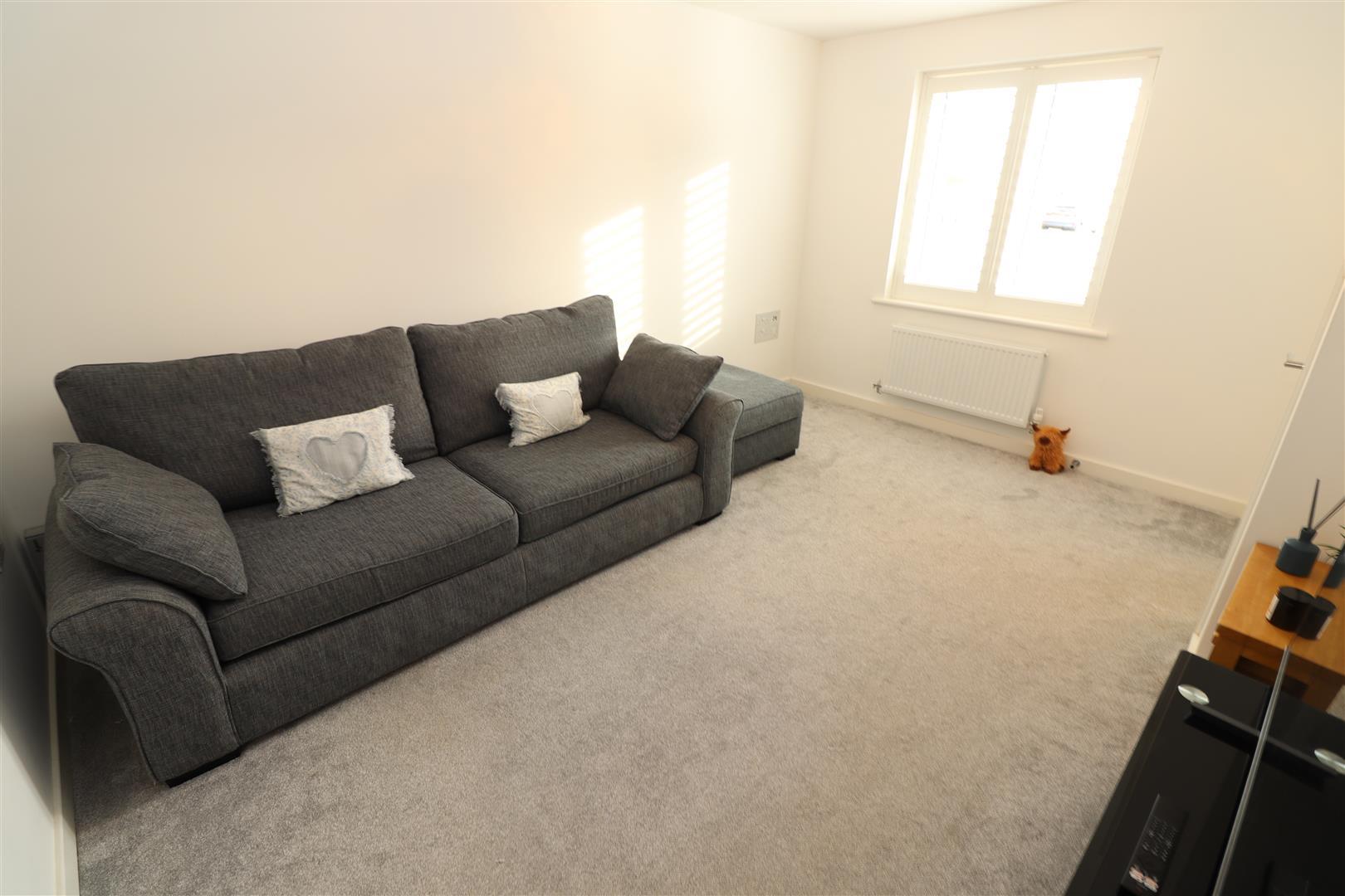 Property Image d4025396-5e8e-4c3f-9767-1bc5f345e7b5